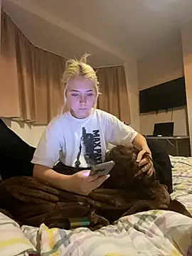 Snapshot of SofiaNLukaBabe chatting on 07.18.26 SofiaNLukaBabe online show from 07.18.26