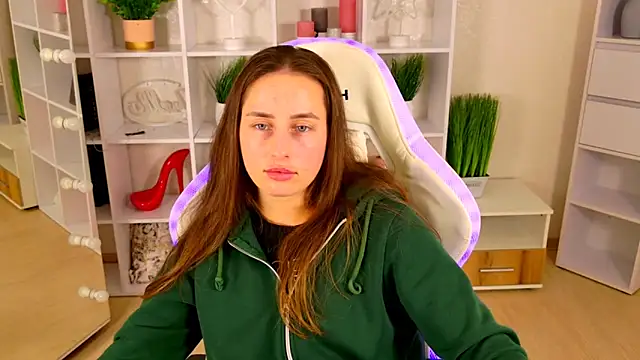 NadinnL online show from 05.14.26