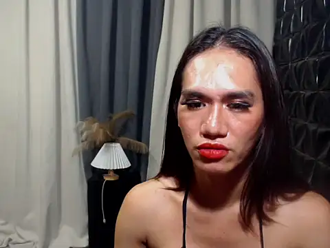 Queen Haliyah online show from 05.16.26