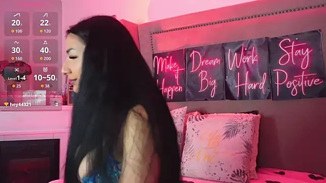 CataleyaStarr online show from 06.12.26