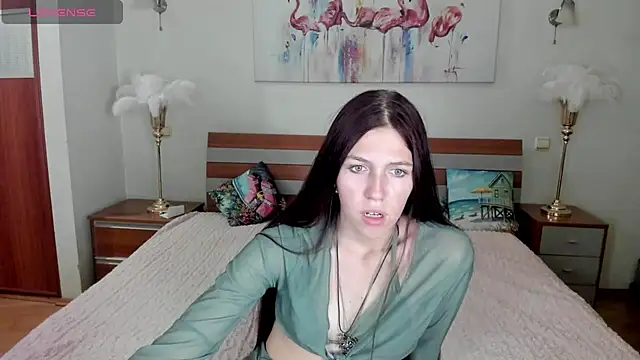 Snapshot of MaryRapunzel chatting on 06.10.26 MaryRapunzel online show from 06.10.26