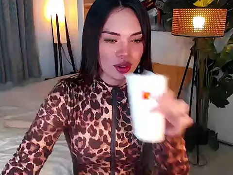 Tssassy online show from 04.25.26
