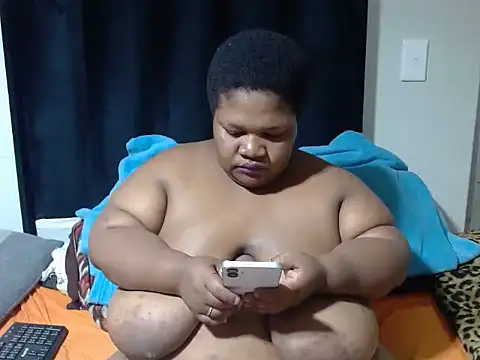 BBWMIDGET40 online show from 05.17.26