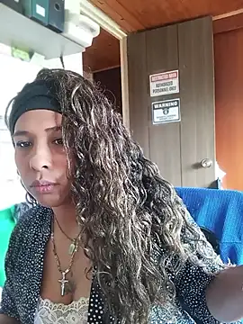 Ivon C online show from 05.08.26
