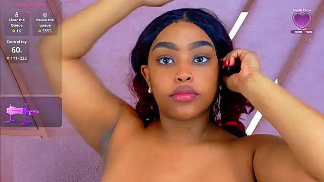 TiannahGlow online show from 05.28.26