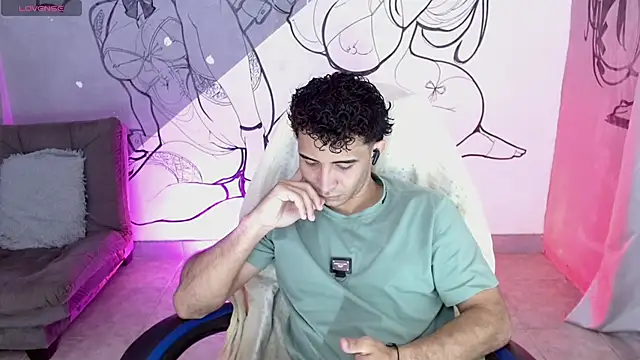 caius bigcock1 online show from 05.28.26