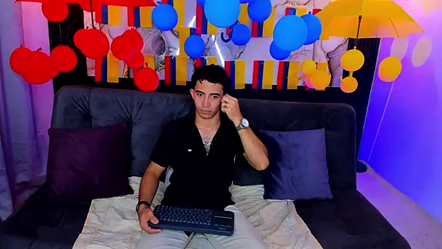 caius bigcock1 online show from 06.22.26