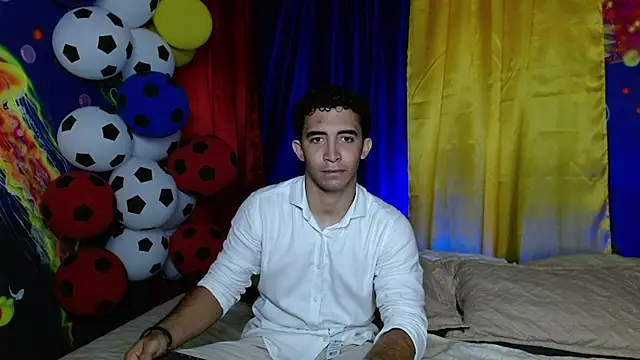 caius bigcock1 online show from 06.30.26