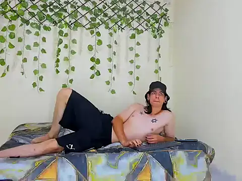 mistery boox 23cm online show from 04.21.26