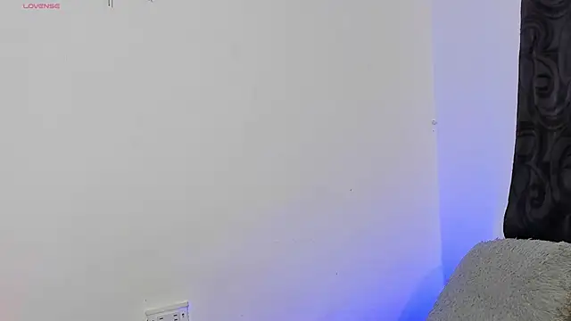 Snapshot of _IanLark chatting on 05.16.26 IanLark online show from 05.16.26