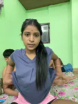 Snapshot of hot-couple-0 chatting on 05.28.26 hot-couple-0 online show from 05.28.26