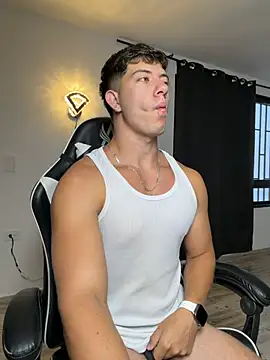 Snapshot of SEAN_CRUISE chatting on 05.27.26 SEAN CRUISE online show from 05.27.26