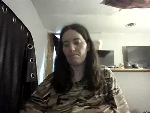 Snapshot of Mini83 chatting on 06.05.26 Mini83 online show from 06.05.26