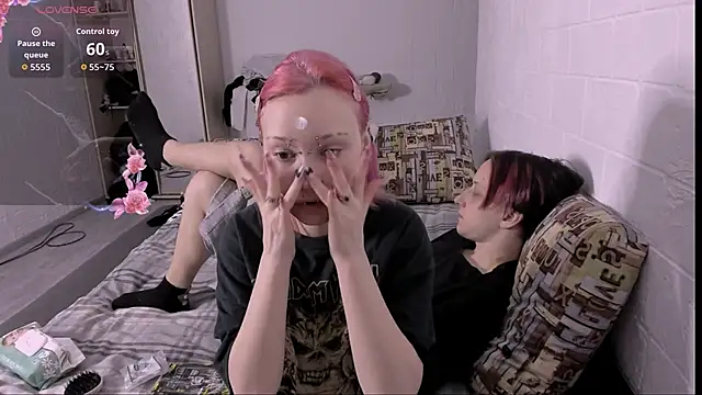VikaViktoria online show from 05.26.26