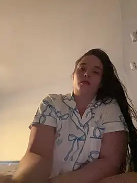 Poppylooloo online show from 05.26.26