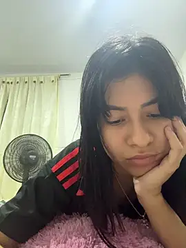 Snapshot of katty_lovelyy chatting on 06.26.26 katty lovelyy online show from 06.26.26