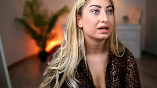 DreamElle online show from 04.29.26