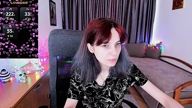 Snapshot of MiniLysii chatting on 07.16.26 MiniLysii online show from 07.16.26