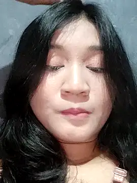 Snapshot of Rayya_ayy chatting on 05.25.26 Rayya ayy online show from 05.25.26