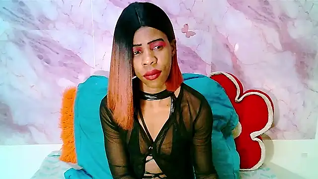 Snapshot of EbonySweetPeach chatting on 07.14.26 EbonySweetPeach online show from 07.14.26