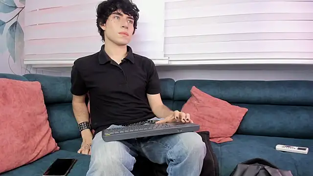 DemonFoxx online show from 04.27.26