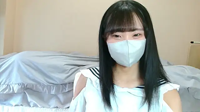 Momo 00122 online show from 06.11.26
