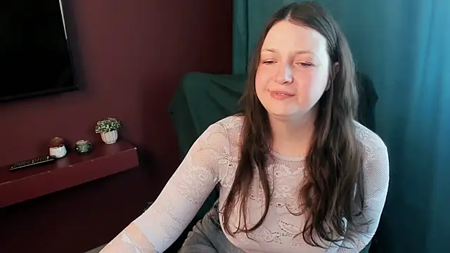 NellieBev online show from 05.10.26