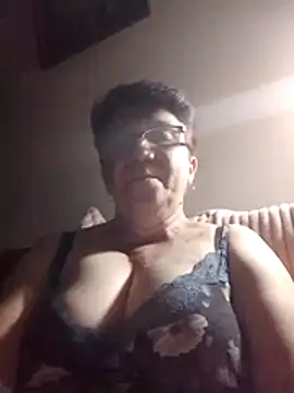KetQueen101 online show from 06.19.26