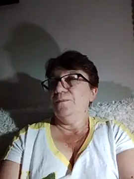 KetQueen101 online show from 07.24.26