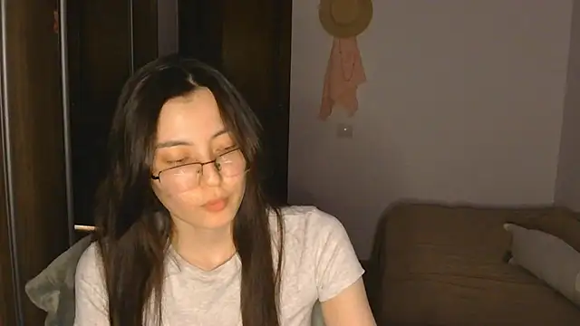 AshleyTropiano online show from 06.11.26