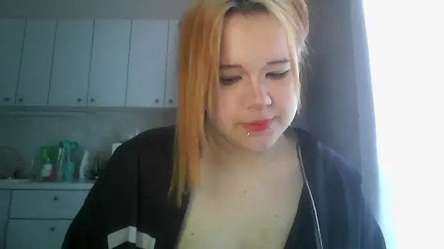 Amanda Mia  online show from 06.24.26