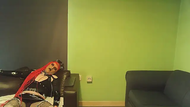 Snapshot of sexyass72 chatting on 03.02.25 sexyass72 online show from 03.02.25