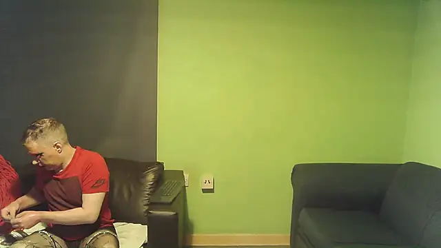 Snapshot of sexyass72 chatting on 03.02.25 sexyass72 online show from 03.02.25