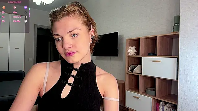 LinaFlamie online show from 07.17.26