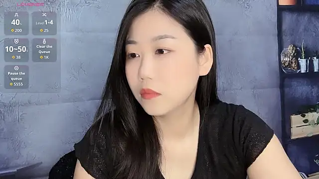 F-Yuwei online show from 04.30.26