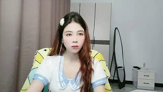 Snapshot of xiaoxiaohong030 chatting on 06.06.26 xiaoxiaohong030 online show from 06.06.26