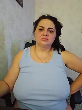 Snapshot of -CUTE-EVVIL- chatting on 07.19.26 -CUTE-EVVIL- online show from 07.19.26