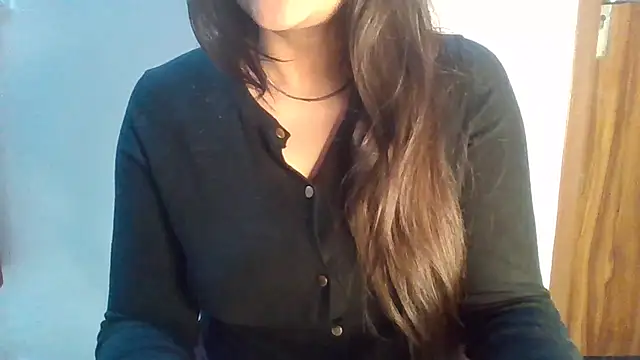 Snapshot of AMEILA_FUCK chatting on 11.17.25 AMEILA FUCK online show from 11.17.25