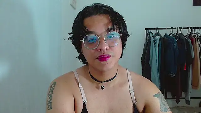 Snapshot of Diane_exotic chatting on 05.24.26 Diane exotic online show from 05.24.26