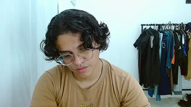 Snapshot of Diane_exotic chatting on 06.17.26 Diane exotic online show from 06.17.26