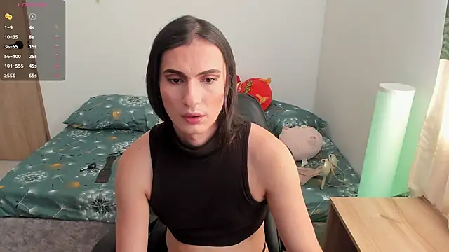  shantallskinny  online show from 04.27.26