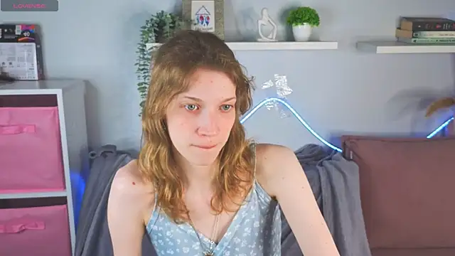 Emily Cartex online show from 05.17.26