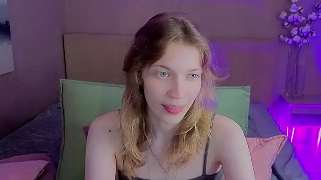 Emily Cartex online show from 07.18.26