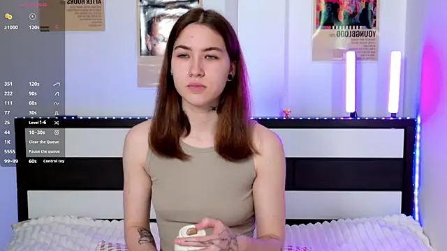 EvaAndLuna online show from 05.14.26