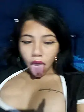 chiquibaby17 online show from 04.27.26