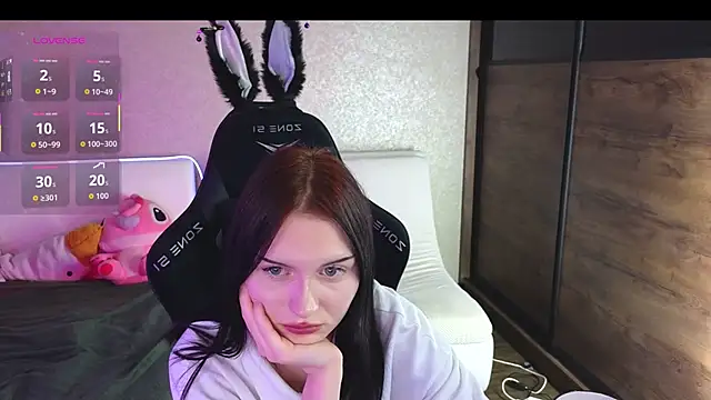 lina lean mur online show from 04.30.26