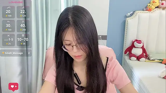 Snapshot of Luna-666 chatting on 06.14.26 Luna-666 online show from 06.14.26