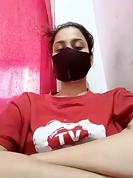 saniyamirza000777 online show from 04.28.26