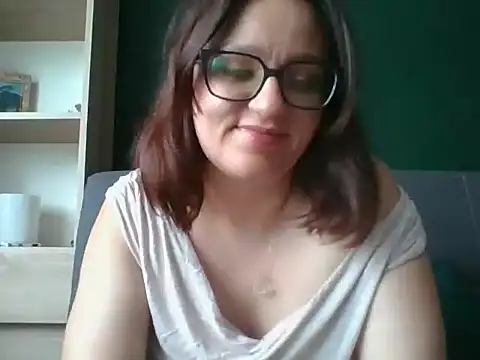 sensual paris online show from 06.18.26