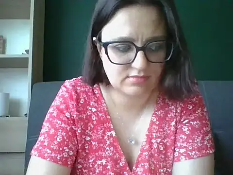 sensual paris online show from 06.19.26